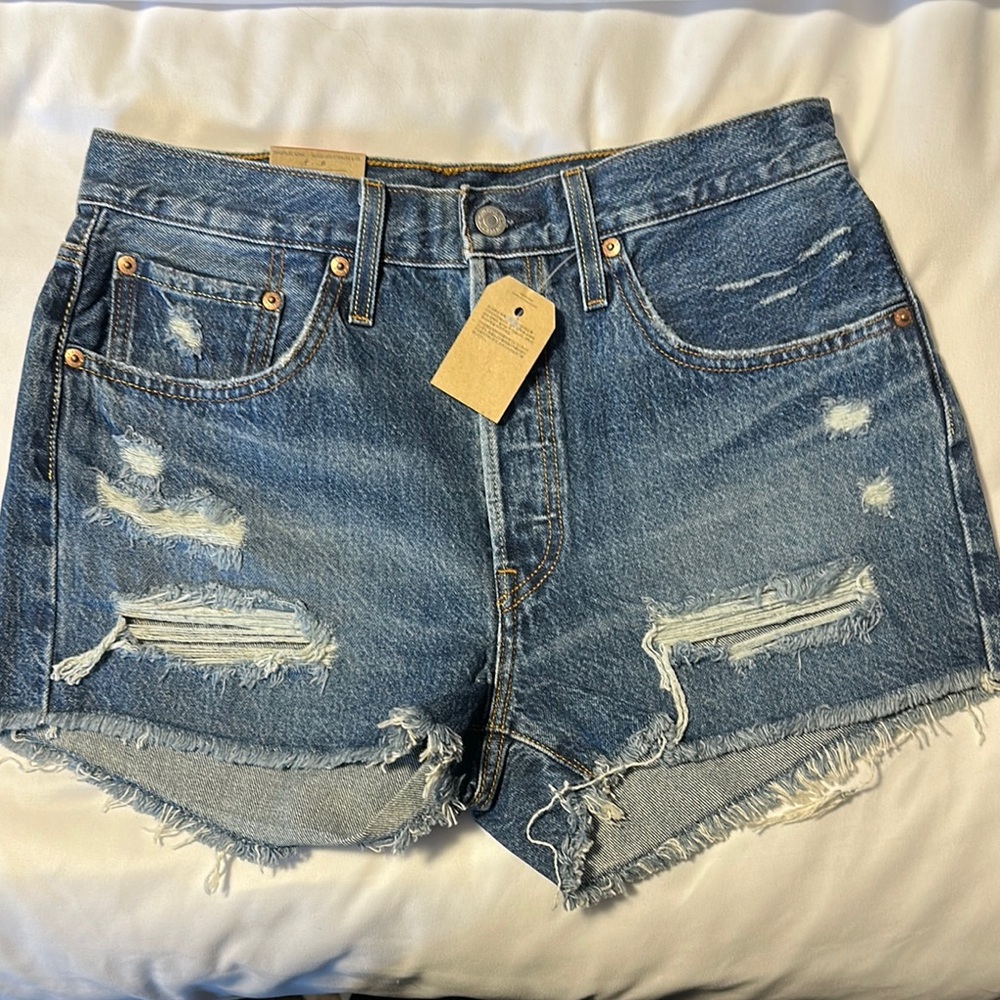 Levi's 501 Denim Shorts Size 30 - Picture 2 of 2